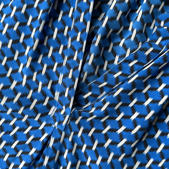 JOIE 3/4 slv printed silk shirt - Picture 5 of 7